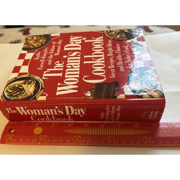 The Women’s Day Cookbook Great Recipes, Bright Ideas, and Healthy Choices for... - Picture 9 of 9